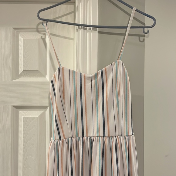 Summer Dress - Dex - Picture 2 of 5